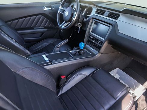 Used 2012 Ford Mustang GT Premium w/ Security Pkg image 27