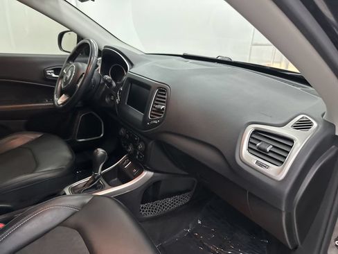 Used 2019 Jeep Compass Latitude w/ Safety & Security Group FWD image 23