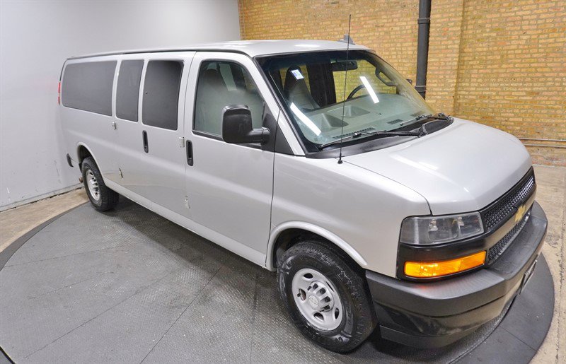Used 2019 Chevrolet Express 3500 LS RWD image 7