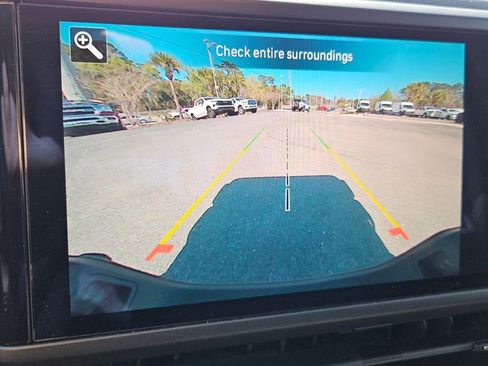 Used 2025 Jeep Gladiator Sport image 18