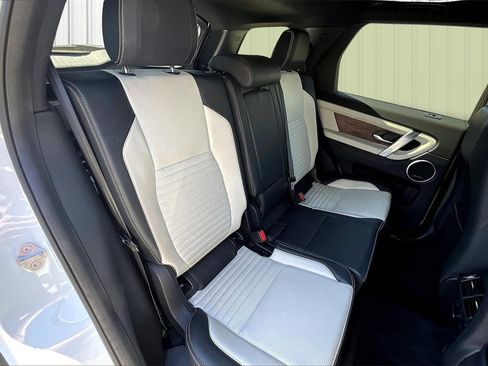 Used 2023 Land Rover Discovery Sport SE R-Dynamic image 20