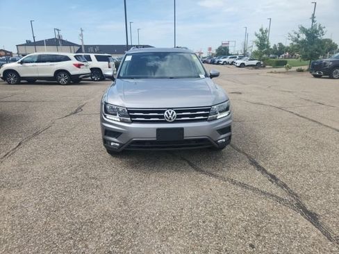 Used 2021 Volkswagen Tiguan SEL AWD/4WD image 4