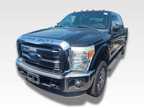 Used 2013 Ford F250 Lariat w/ Lariat Ultimate Pkg image 1