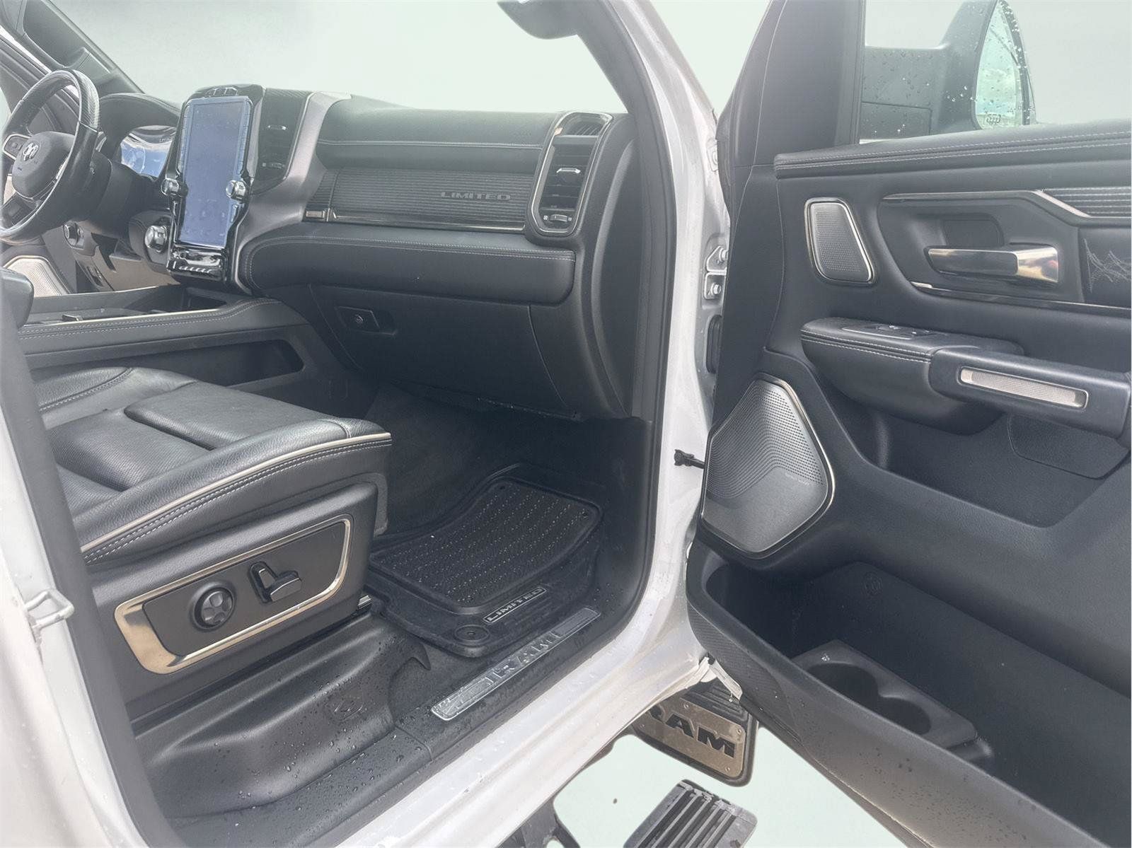 Used 2021 RAM 1500 Limited AWD/4WD image 40