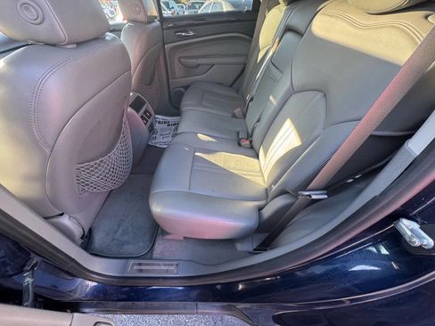 Used 2011 Cadillac SRX Luxury image 13
