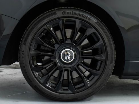 Used 2020 Rolls-Royce Dawn RWD image 59