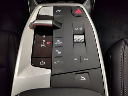 Used 2025 BMW X1 xDrive28i w/ Convenience Package image 17