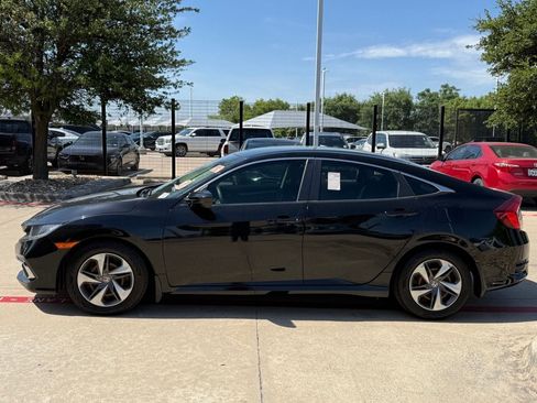 Used 2020 Honda Civic LX image 2