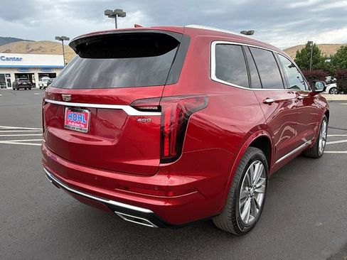 Used 2023 Cadillac XT6 Premium Luxury AWD/4WD image 3
