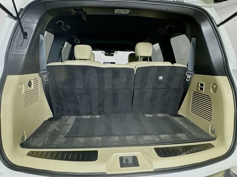 Certified 2024 INFINITI QX80 Sensory w/ Cargo Package AWD/4WD image 32