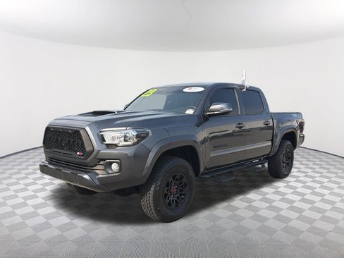 Certified 2023 Toyota Tacoma TRD Sport w/ Advanced Technology Package AWD/4WD image 3