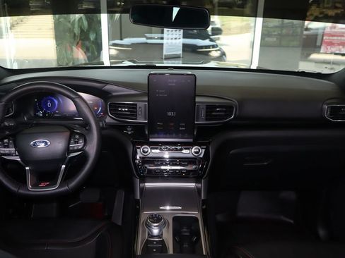Used 2023 Ford Explorer ST w/ Equipment Group 401A AWD/4WD image 41