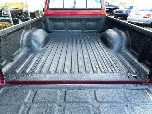 Used 2000 Toyota Tacoma 4x4 Regular Cab image 17