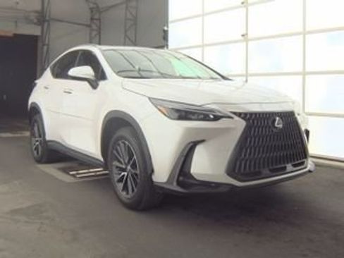 Used 2025 Lexus NX 250 FWD w/ Premium Package image 8