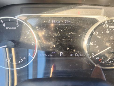 Used 2023 Nissan Rogue SV image 12