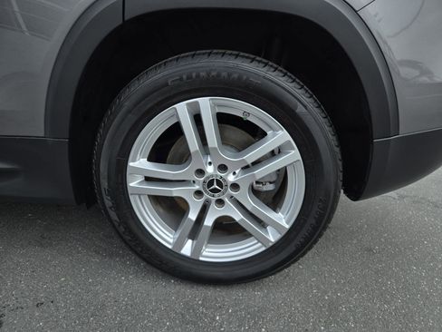 Used 2022 Mercedes-Benz GLB 250 4MATIC w/ Premium Package Lite image 35