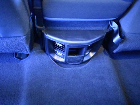 Used 2024 RAM 2500 Big Horn w/ Bed Utility Group image 17