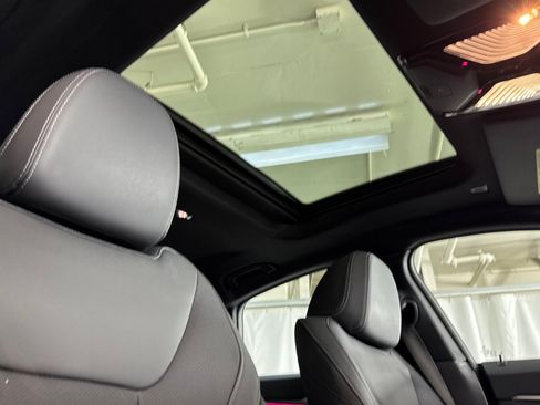 Used 2023 BMW i4 eDrive35 RWD image 25
