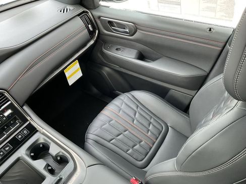 New 2026 Nissan Armada PRO-4X image 18