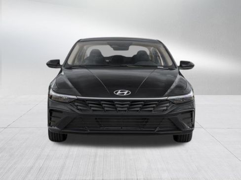 New 2026 Hyundai Elantra SEL Sport Premium image 4