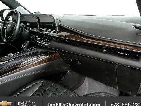 Certified 2023 Cadillac Escalade Sport Platinum w/ LPO, ONYX Package AWD/4WD image 26