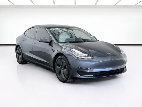 Used 2021 Tesla Model 3 Standard Range Plus RWD image 3