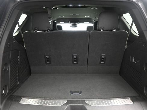 Used 2025 GMC Yukon Denali image 18