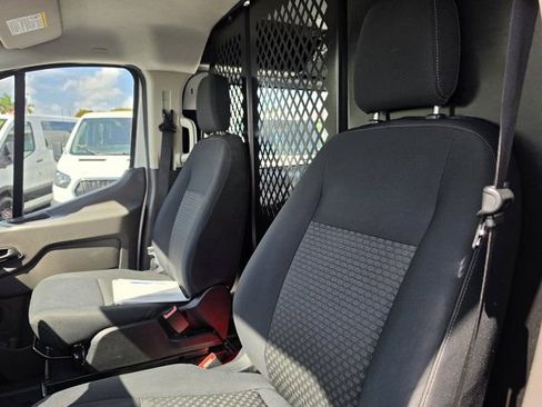 Used 2024 Ford Transit 250 Low Roof w/ Exterior Upgrade Package RWD image 18