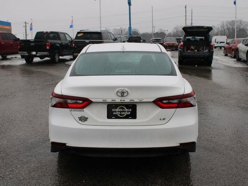 Used 2021 Toyota Camry LE image 8