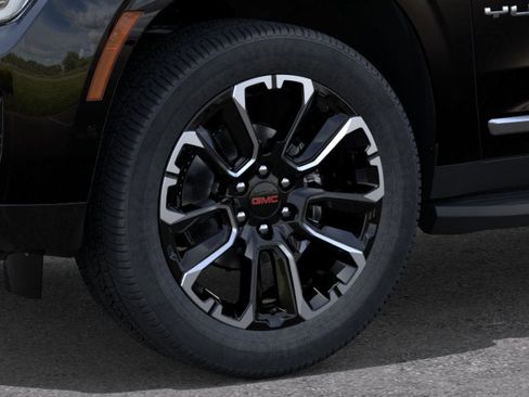 New 2026 GMC Yukon XL Elevation w/ LPO, Floor Liner Package AWD/4WD image 9