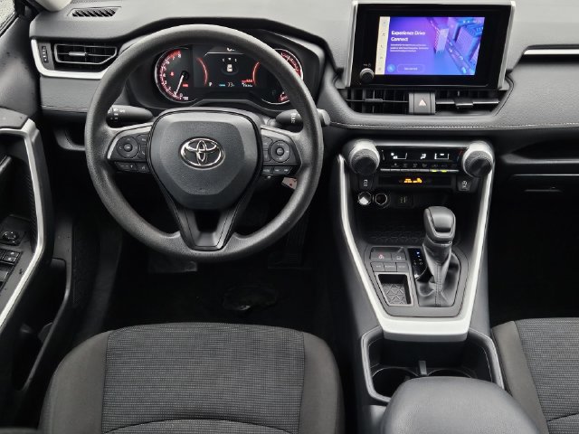 Used 2025 Toyota RAV4 LE FWD image 25