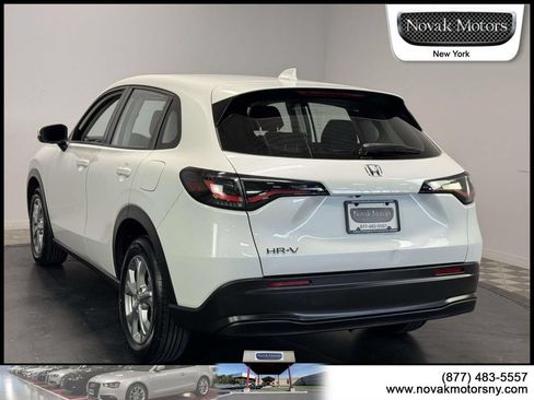 Used 2023 Honda HR-V LX image 8