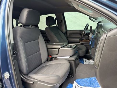 Used 2022 Chevrolet Silverado 1500 LT w/ Convenience Package II image 12