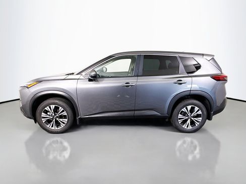 Used 2023 Nissan Rogue SV image 6