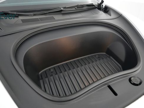 Used 2025 Tesla Model 3 Long Range image 25