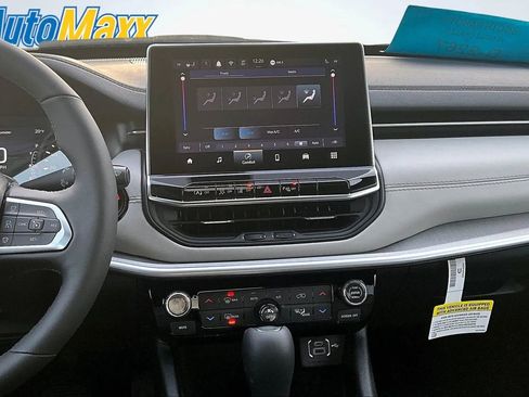 New 2026 Jeep Compass Limited w/ Mopar All Weather Package AWD/4WD image 4