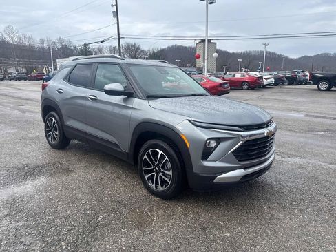 Used 2025 Chevrolet TrailBlazer LT image 7