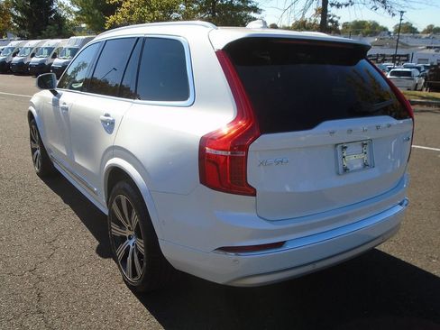 Used 2022 Volvo XC90 T6 Inscription w/ Advanced Package image 3
