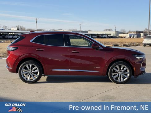 Certified 2023 Buick Envision Avenir image 3