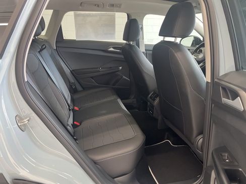 New 2026 Volkswagen Taos SE image 35