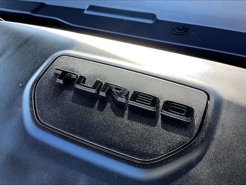 Used 2023 Jeep Compass Limited image 30