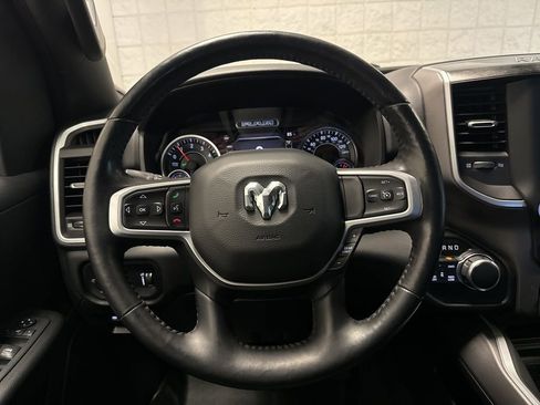 Used 2020 RAM 1500 Big Horn AWD/4WD image 14