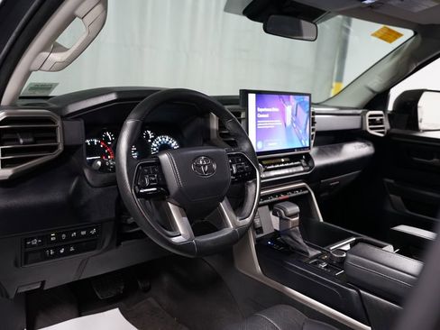 Used 2022 Toyota Tundra SR5 w/ SR5 Premium Package image 12