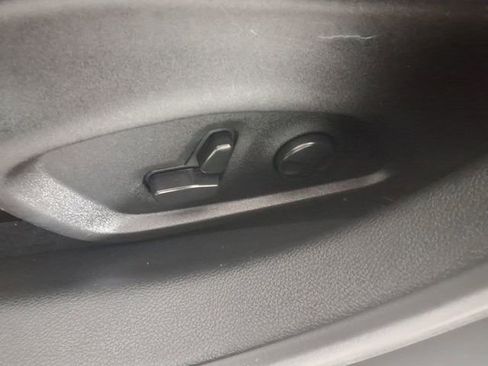 Used 2024 Jeep Compass Limited image 15