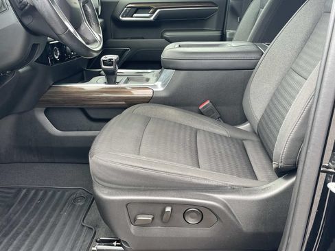 Used 2022 Chevrolet Silverado 1500 LT RWD image 16
