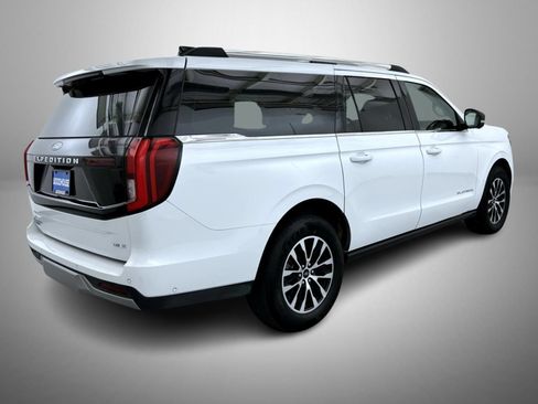 Used 2025 Ford Expedition Max Platinum AWD/4WD image 5