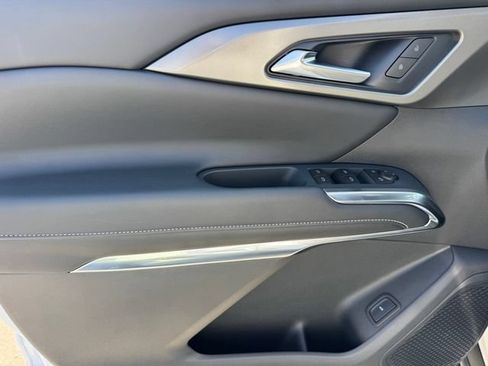 New 2026 Chevrolet Traverse LT FWD image 17