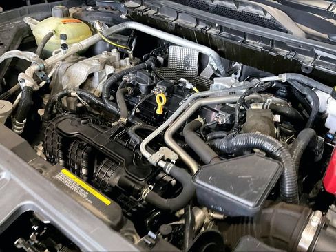 Used 2021 Nissan Rogue SV FWD image 28