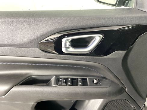 New 2026 Jeep Compass Limited image 14