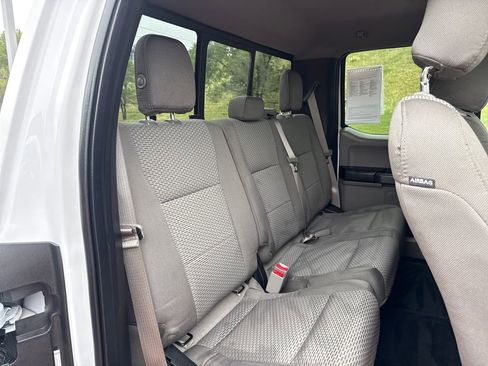 Used 2016 Ford F150 XLT w/ Equipment Group 302A Luxury AWD/4WD image 30